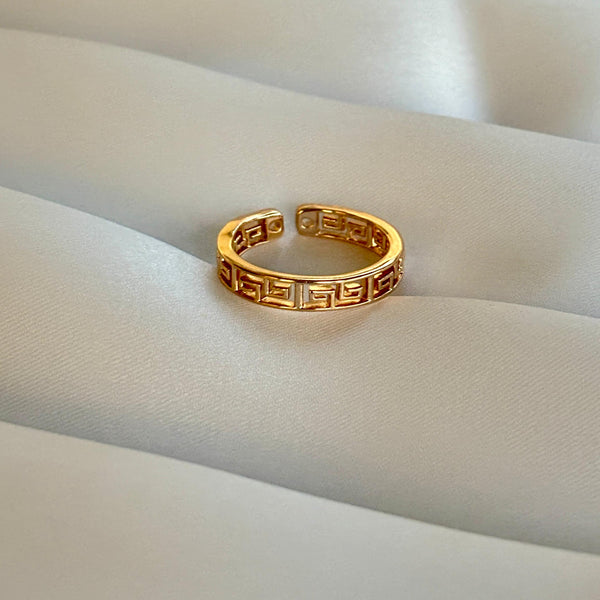 Golden Elegance Adjustable Ring
